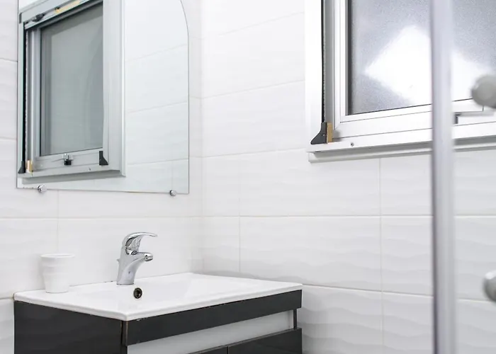 Island 102 Apartment Larnaka