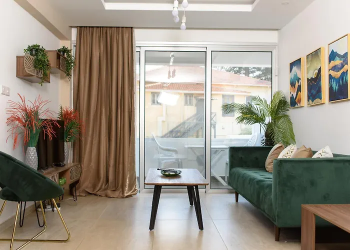 Island 102 Apartment