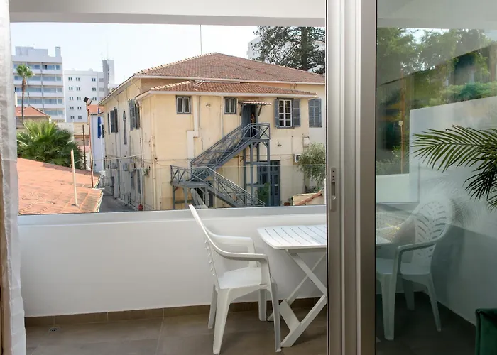 Island 102 Apartment Larnaka